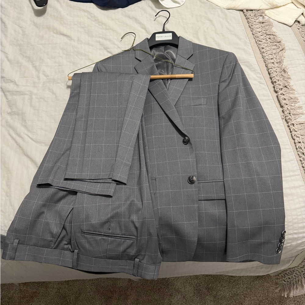Perry Ellis Portfolio Gray Checkered Men's Suit